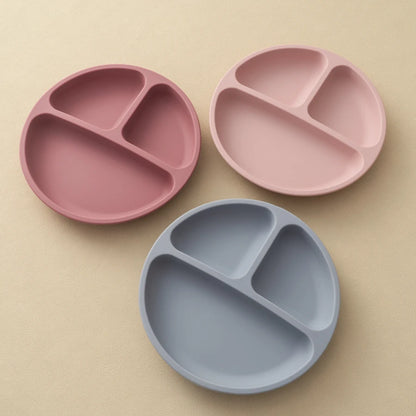 Assiette en silicone avec ventouse – sans BPA, idéale pour repas bébé (plusieurs modèles)